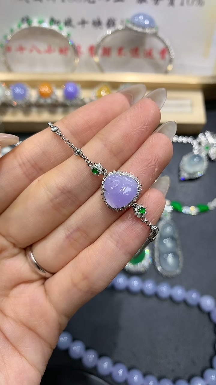 【闪购商品】翡翠手链18K金镶嵌10团购