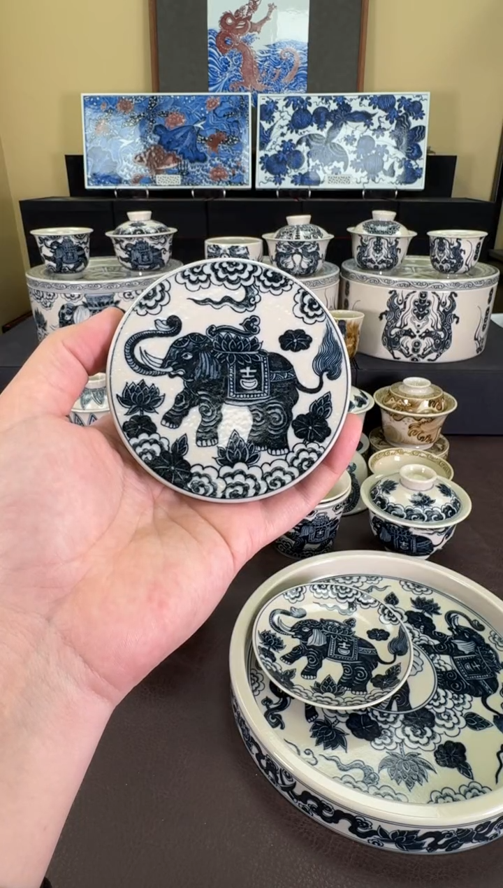 【闪购商品】二号釉大象纹盖置