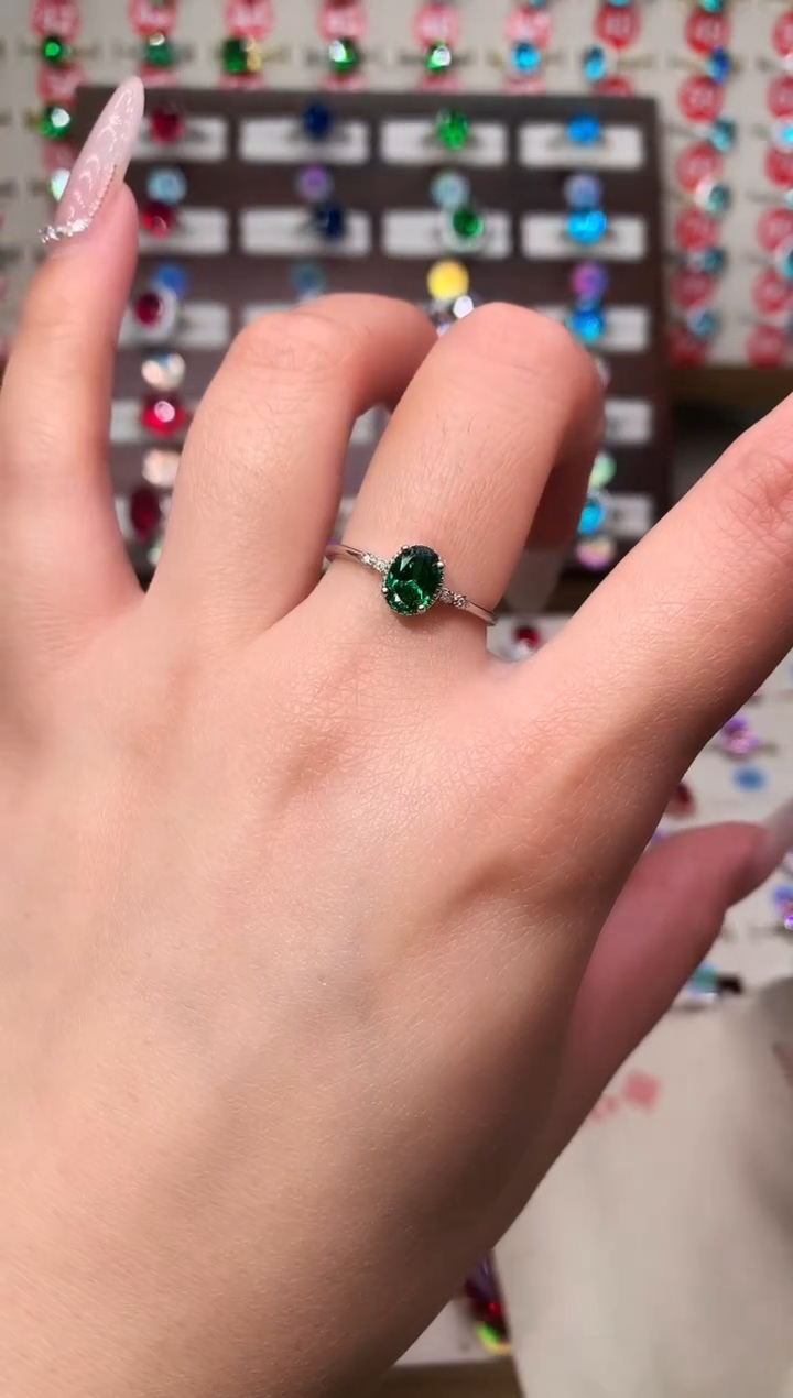 银S925镶嵌透辉石戒指5*7 银托