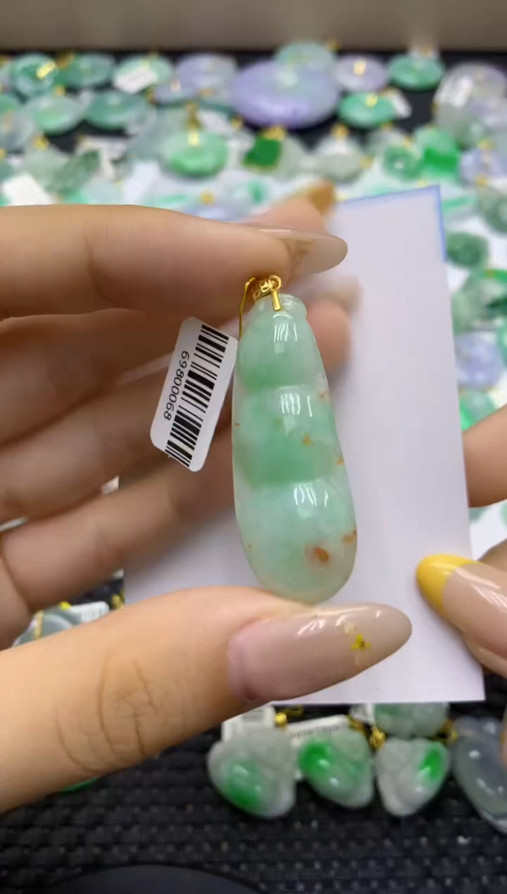 颈饰未镶嵌翡翠天然缅甸翡翠A货