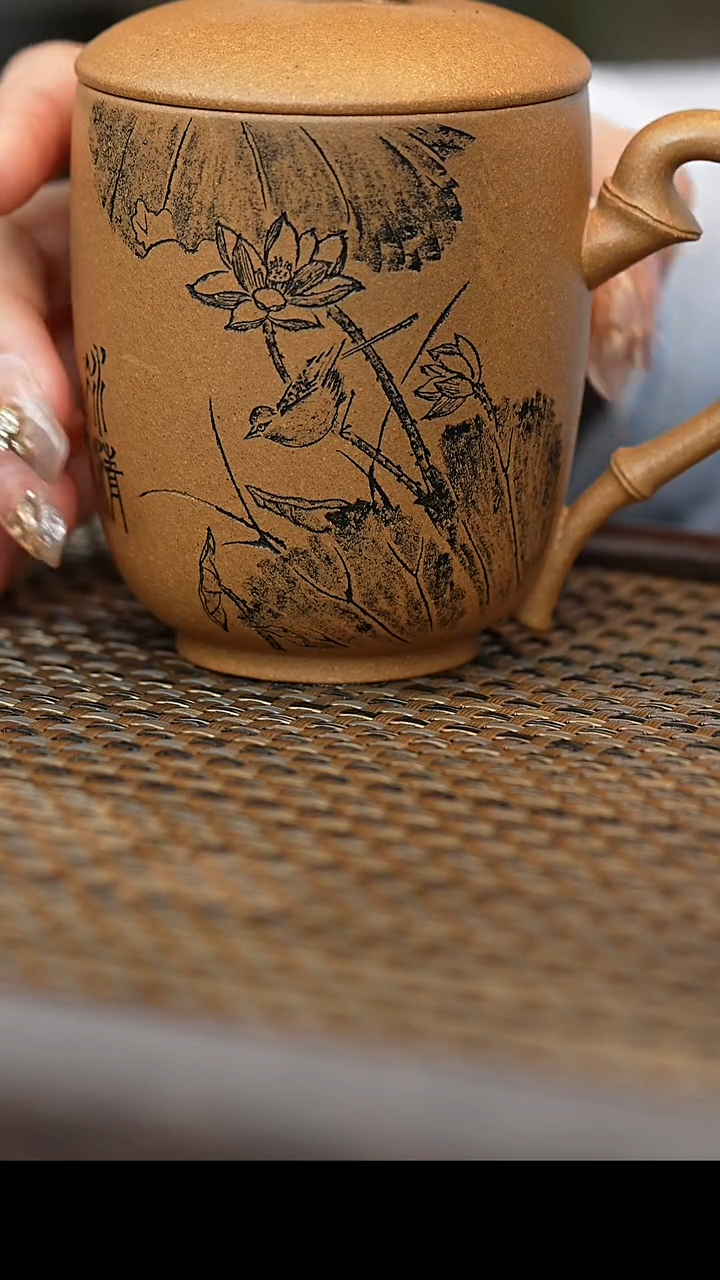 【闪购商品】紫砂茶杯黄金段荷花