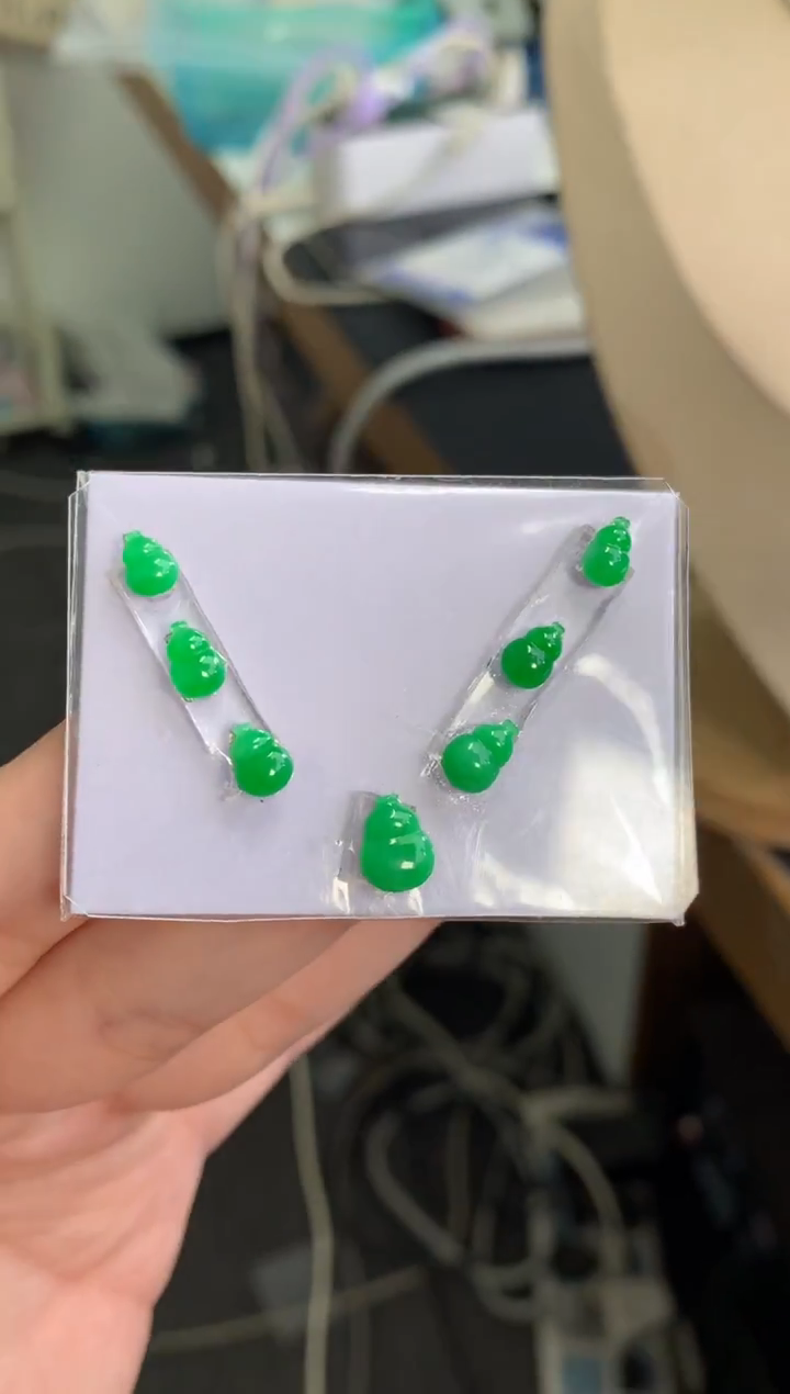 未镶嵌定制翡翠一套葫芦