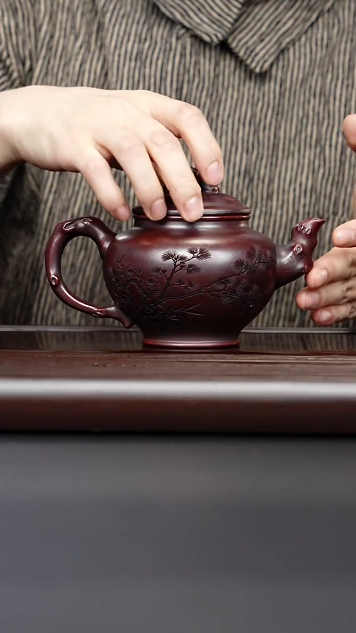 茶壶紫砂宜兴紫砂 竹节报春 龙山古乌泥 吴国政 450毫升