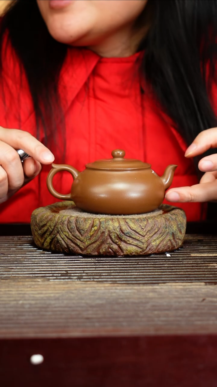 宜兴原矿紫砂壶茶壶宜兴原矿紫砂壶茶壶150C