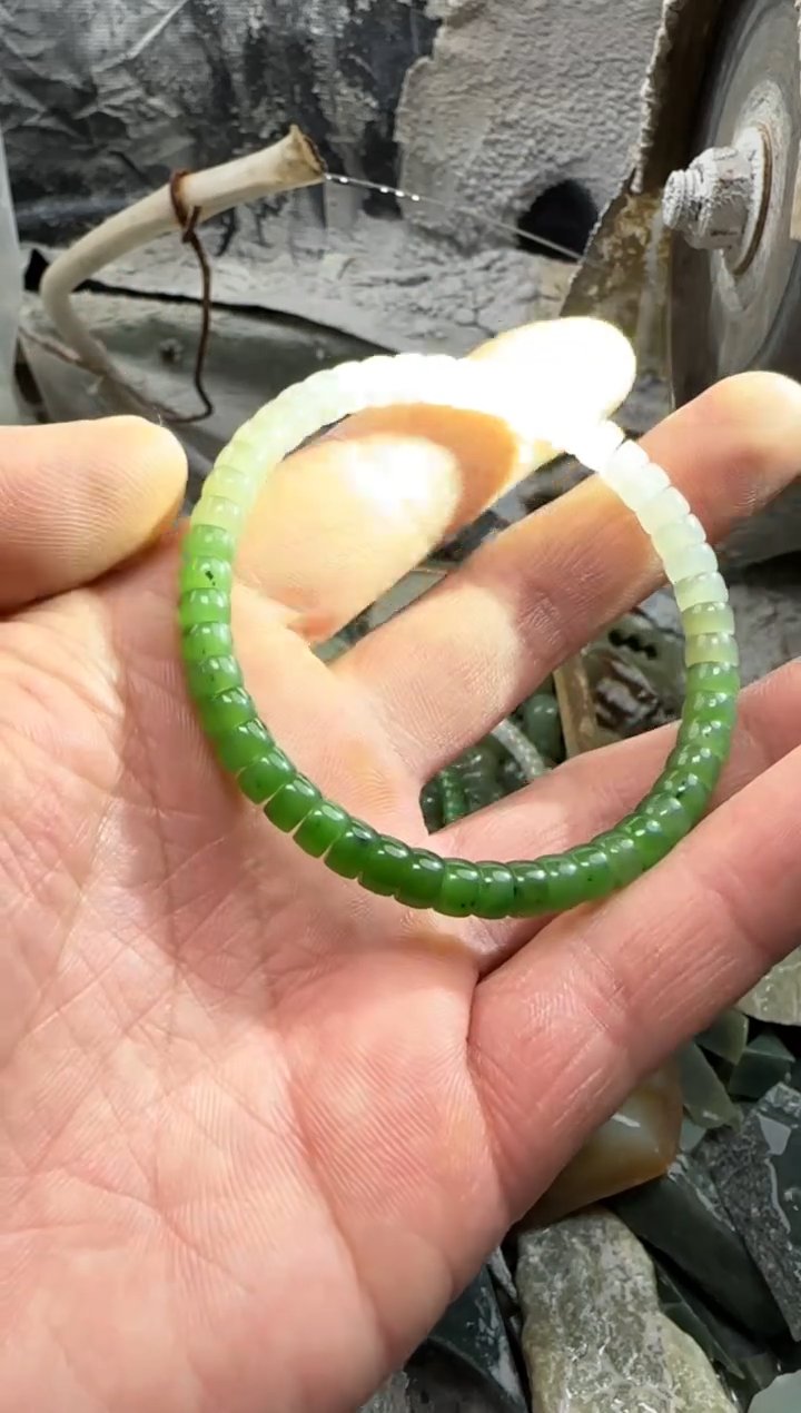 【闪购商品】和田玉颈饰未镶嵌手串