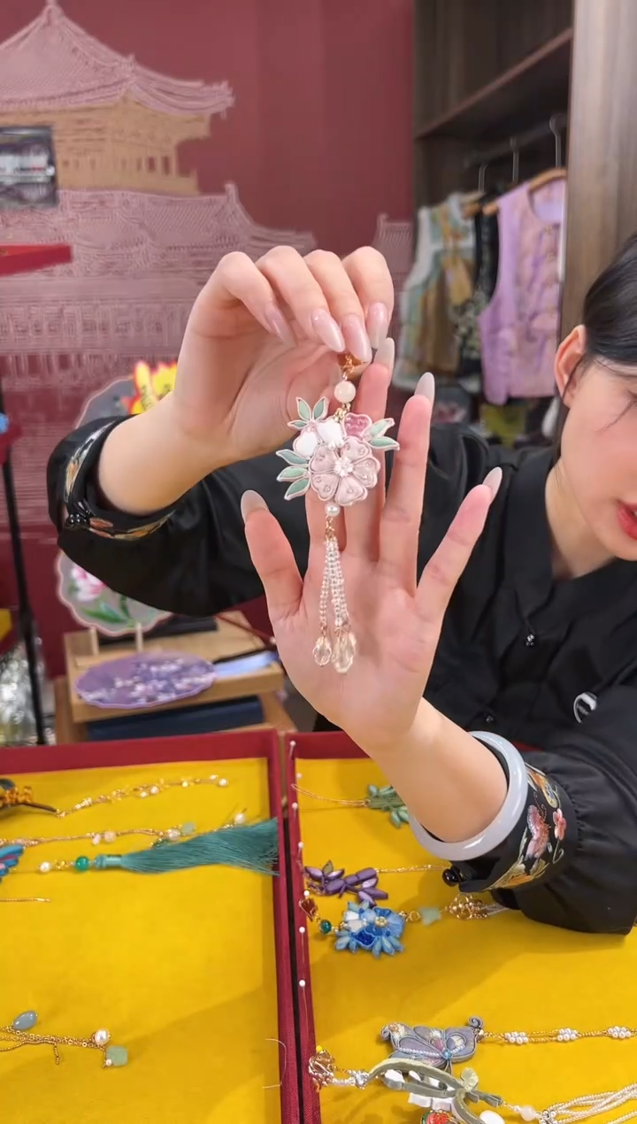 【闪购商品】刺绣苏绣世家非遗手工（压襟）   