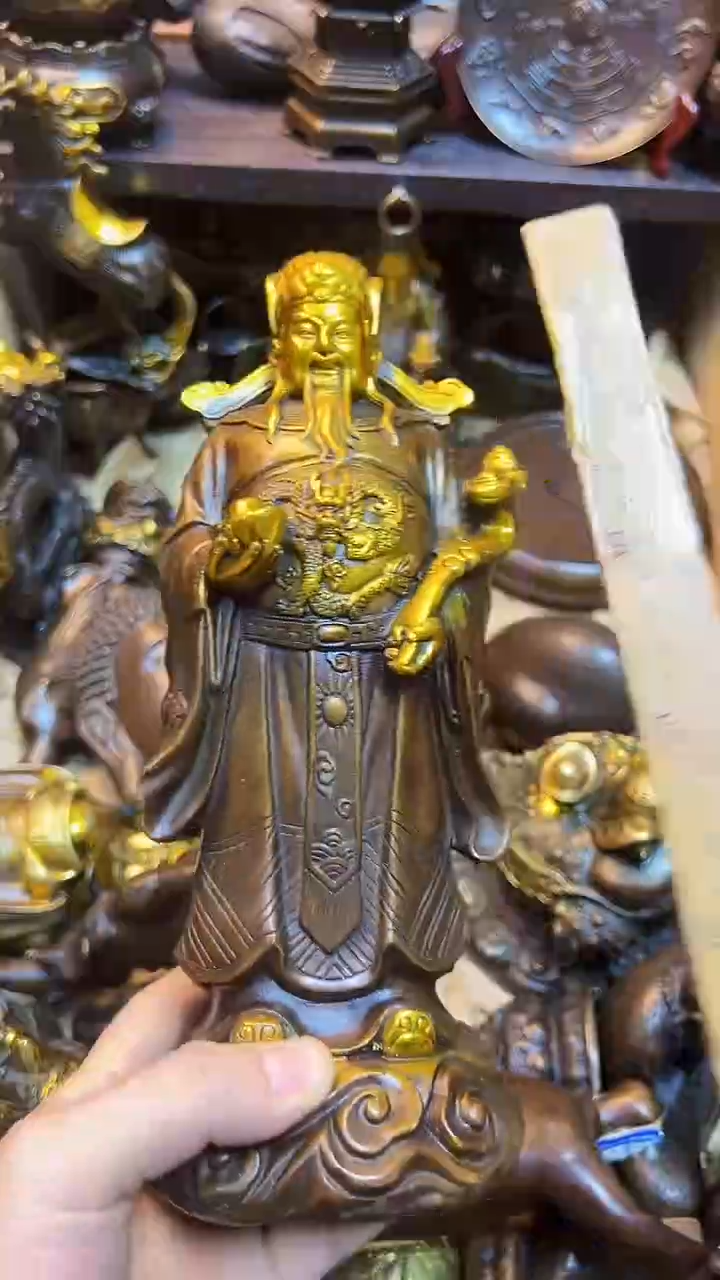 1案台摆件，物品摆件