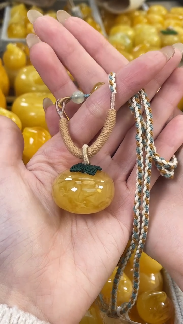 裸石琥珀未镶嵌J56