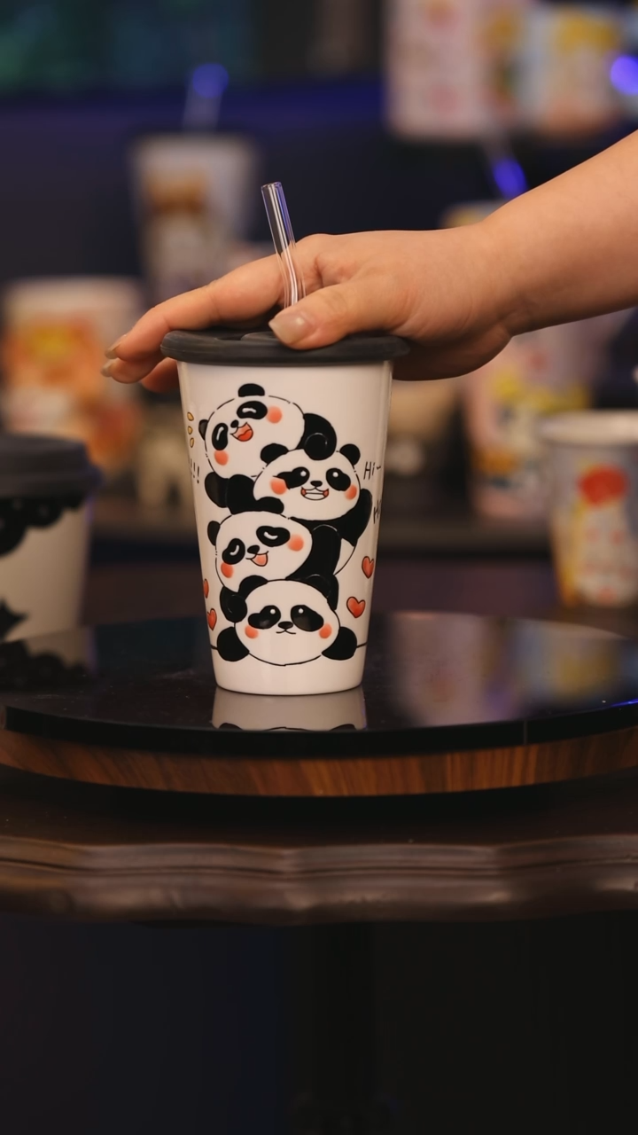 【闪购商品】摆件景德镇釉下彩绘设计师款式陶瓷