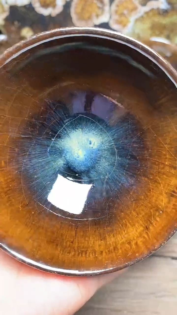 茶盏柴窑落灰烧建盏