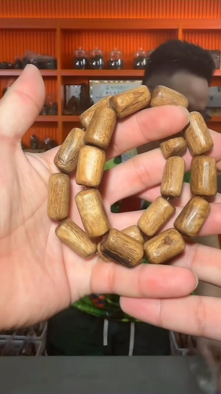 手串沉香32号沉水单圈30g+多样性发一