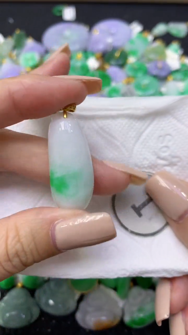 颈饰未镶嵌翡翠天然缅甸翡翠A货