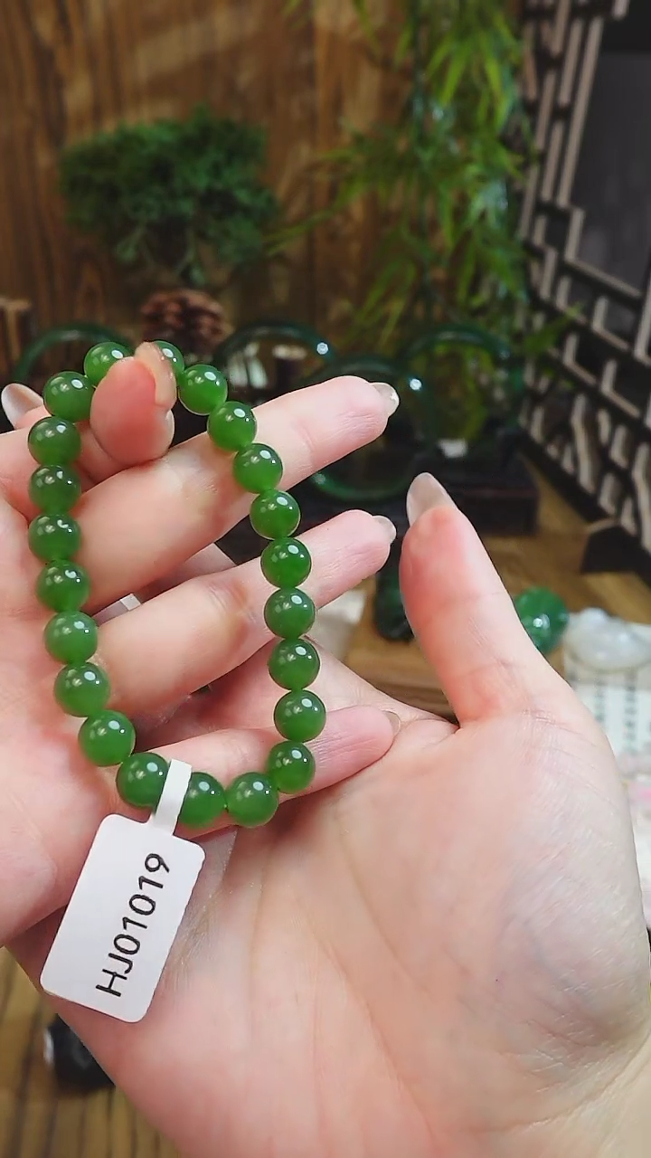 【闪购商品】和田玉手串未镶嵌俄料碧玉菠菜绿卡8mm