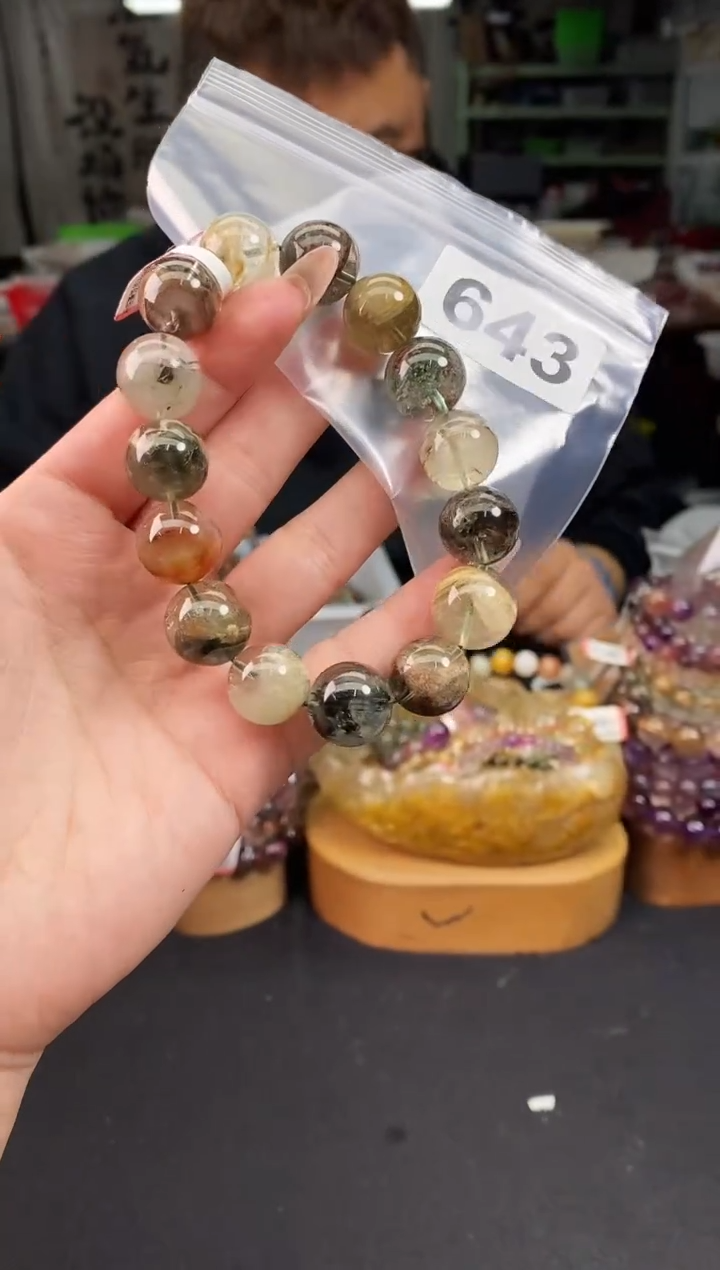 【闪购商品】水晶手串未镶嵌手串643