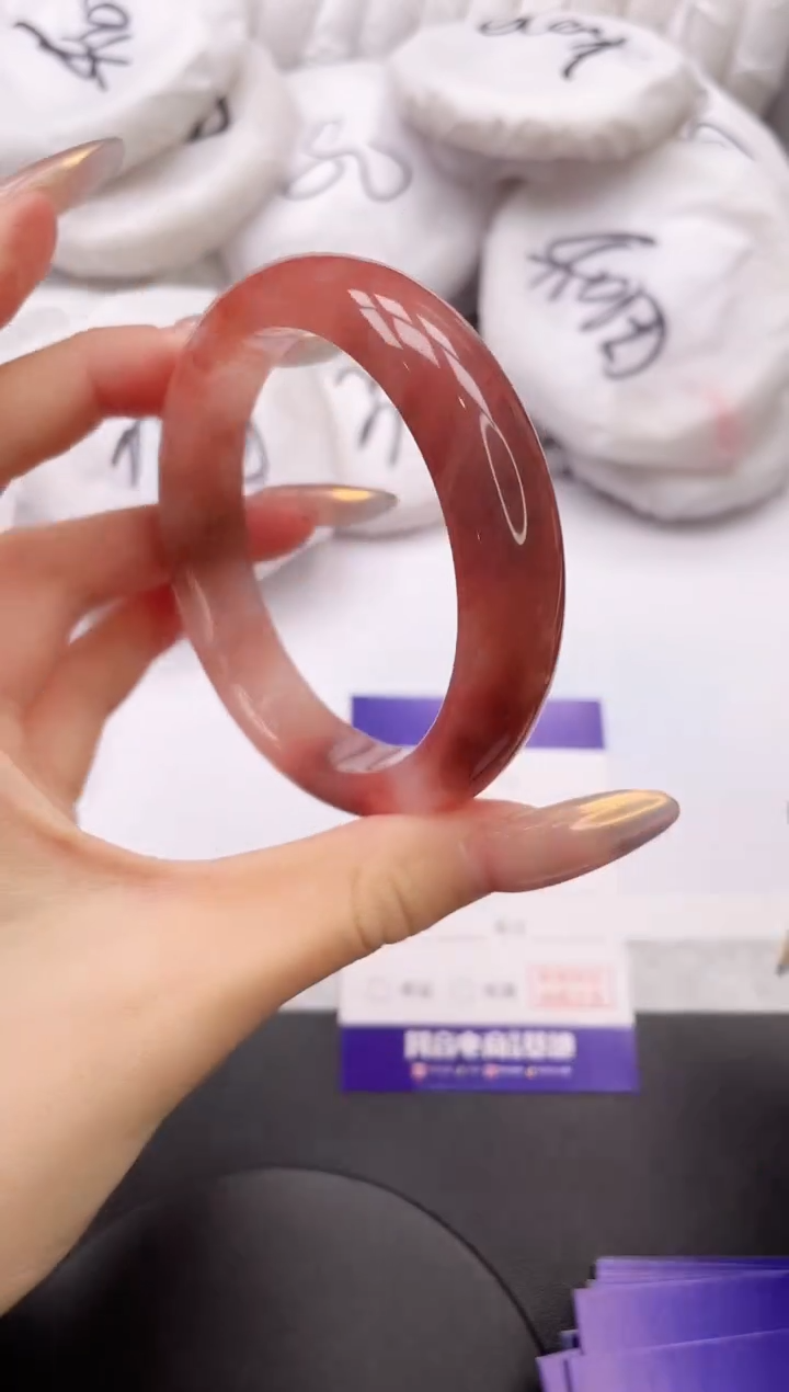 【闪购商品】石英质玉手镯未镶嵌11K420-58