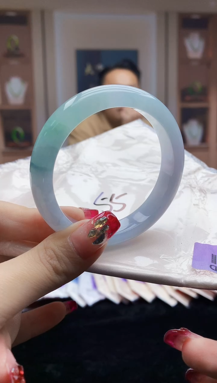 【闪购商品】翡翠手镯未镶嵌   H69-50