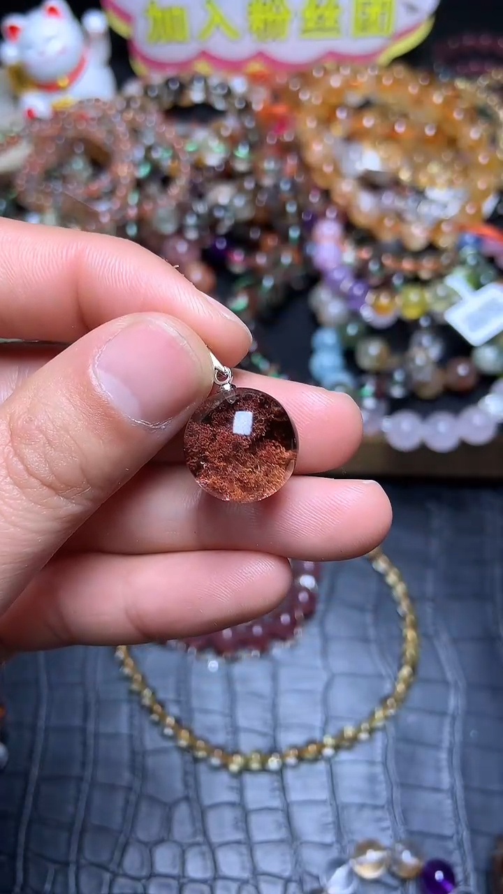 【闪购商品】水晶吊坠(赠链)未镶嵌77