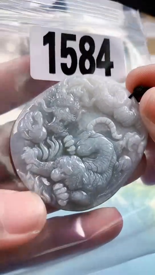 【闪购商品】翡翠挂件未镶嵌天然翡翠吊坠挂件