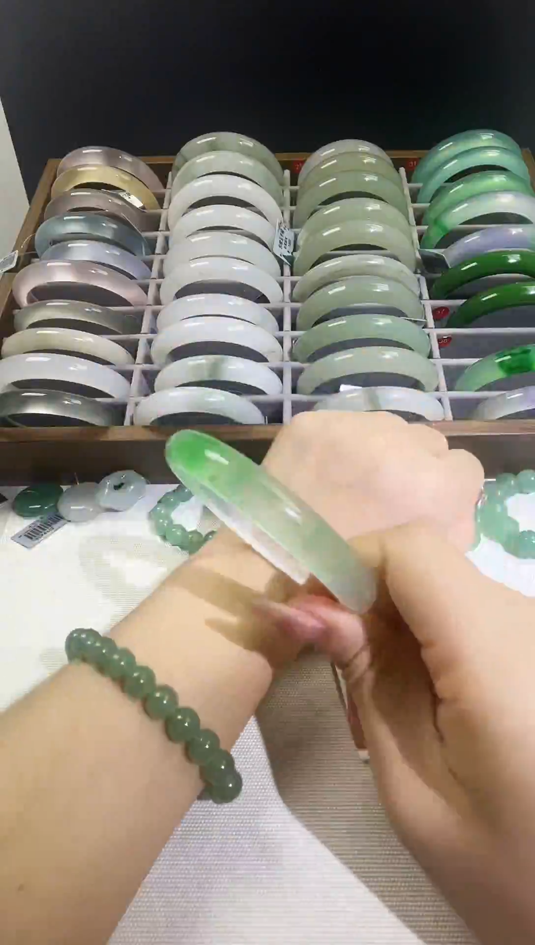 灵动飘花高货毕业款手镯