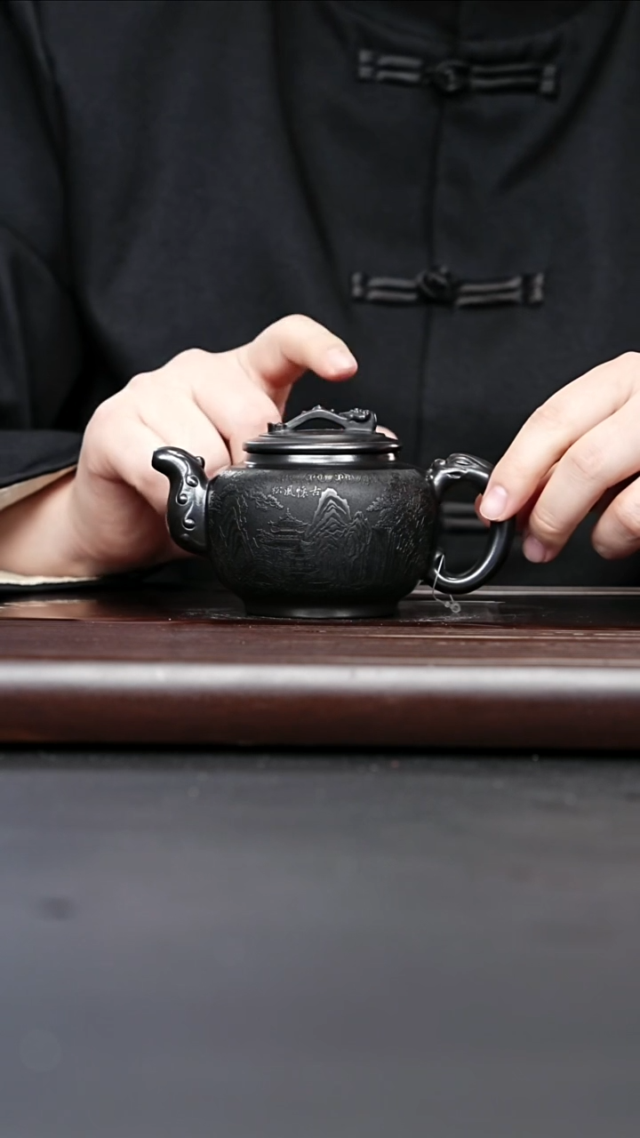 紫砂茶宠宜兴紫砂 如意壶石黄 范传梅