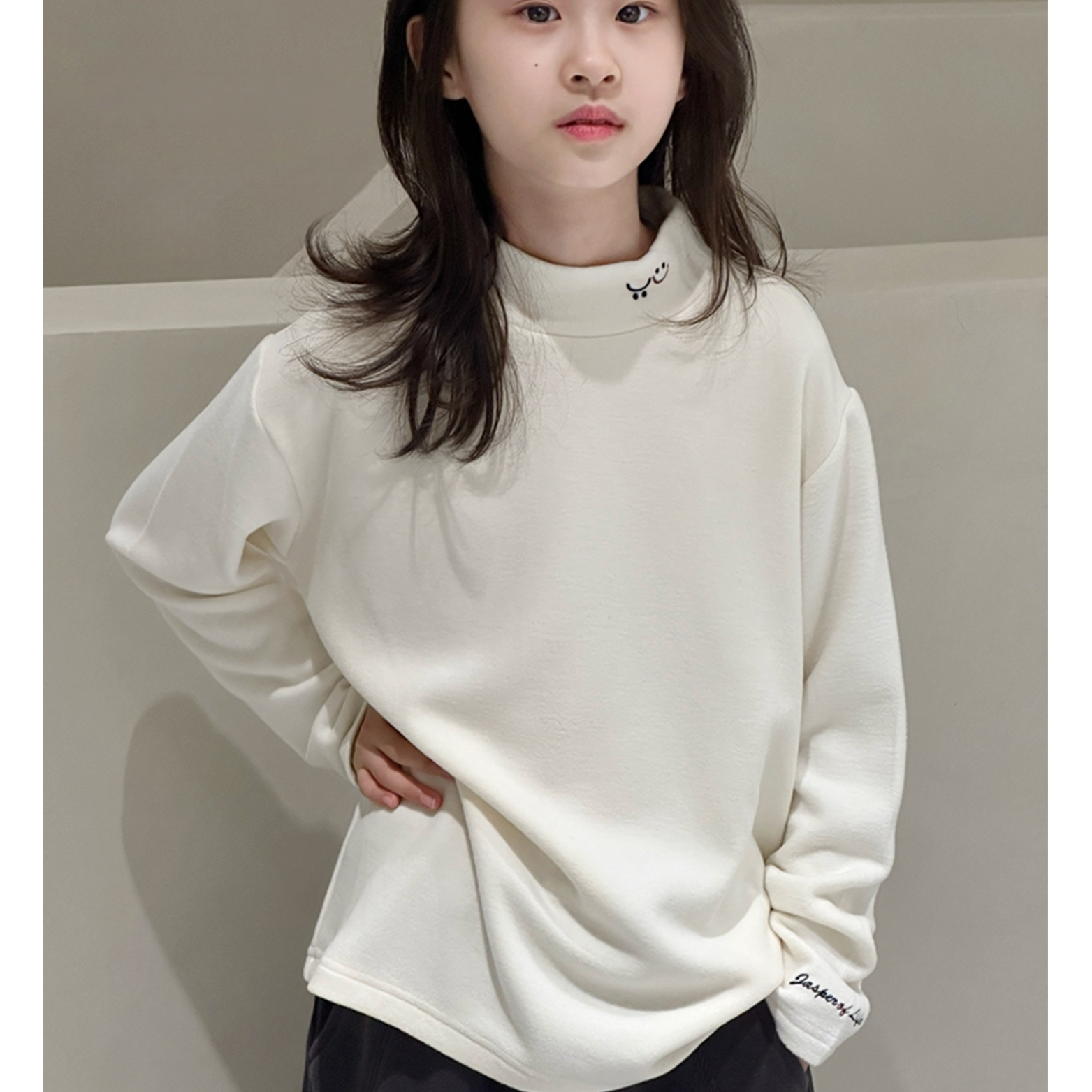 2025秋冬加厚小立领刺绣女童德绒长袖打底衫中大童磨毛上衣T25333