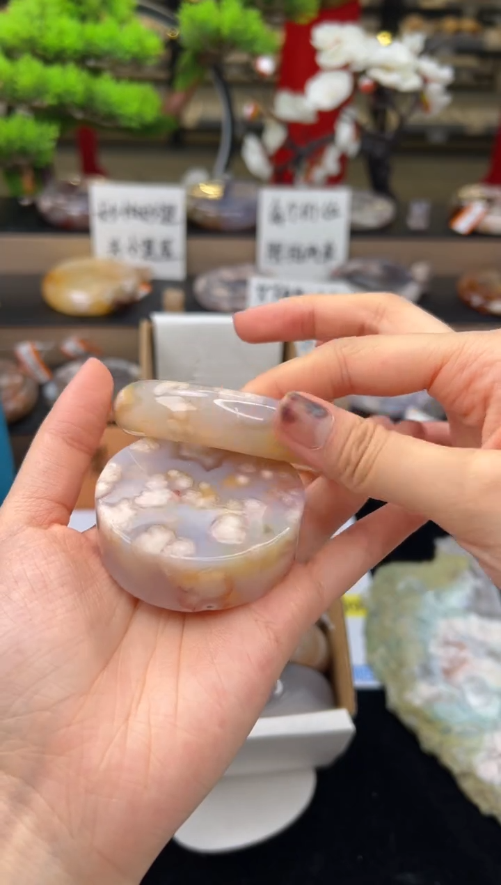【闪购商品】石英质玉手镯未镶嵌55圈口（赠送镯心）13060