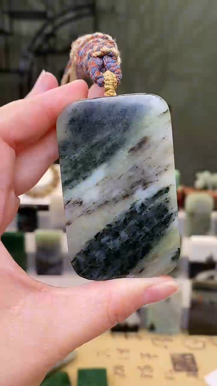 【闪购商品】独山玉颈饰未镶嵌94