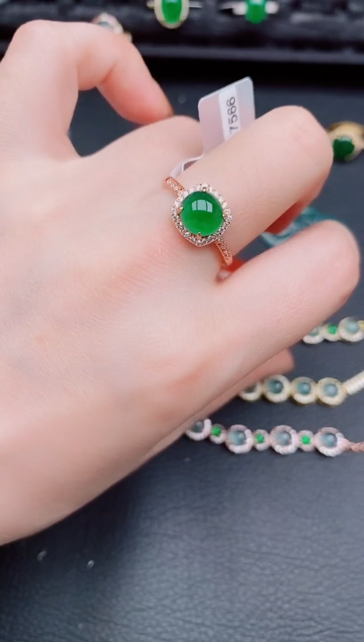 【闪购商品】翡翠戒指银S925镶嵌天然a货翡翠703