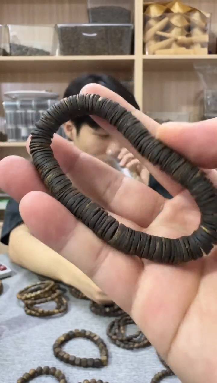 手串沉香085沉水片珠单圈12克+ 多样性发其一