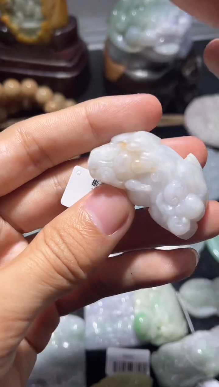 【闪购商品】翡翠颈饰未镶嵌00019429