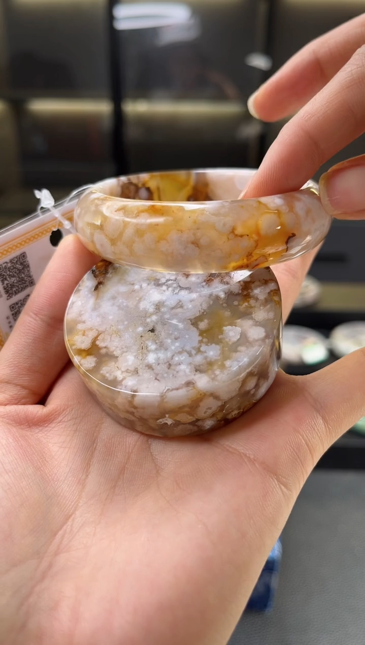 石英质玉手镯未镶嵌57圈口（不退不换）101