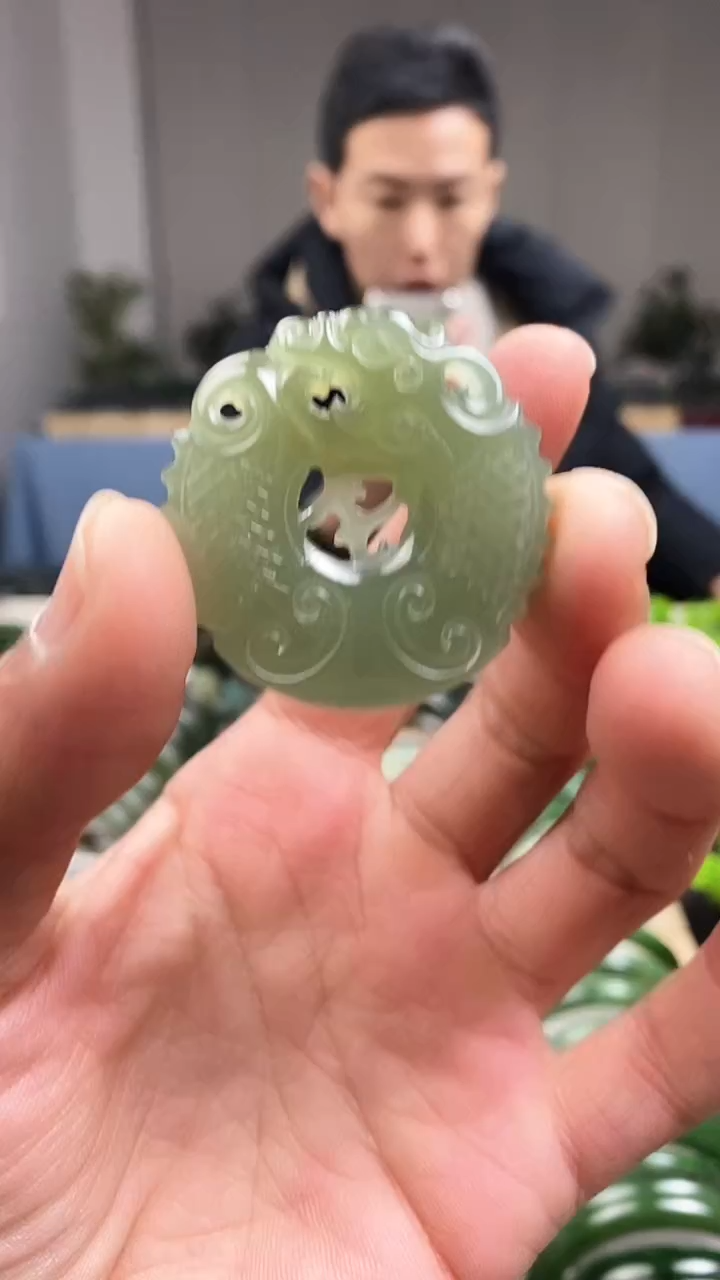 【闪购商品】和田玉手镯未镶嵌38.8