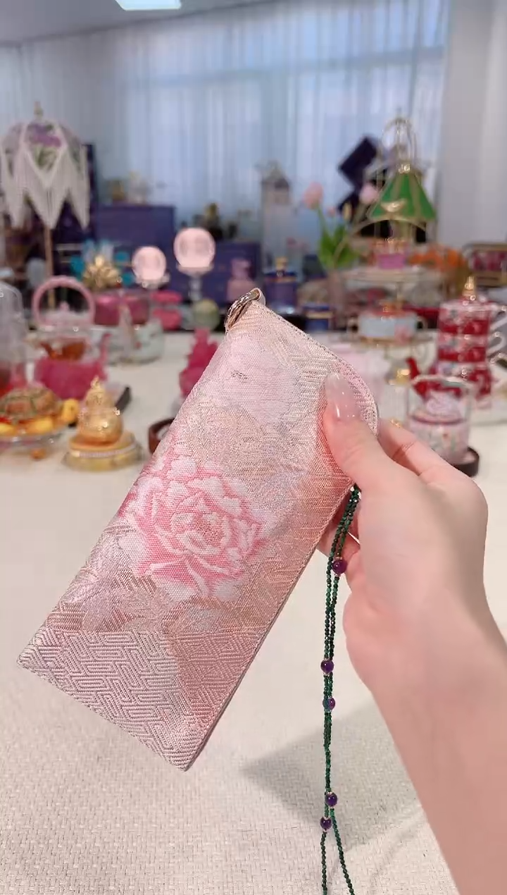 非遗西阵织 如图所示眼镜包