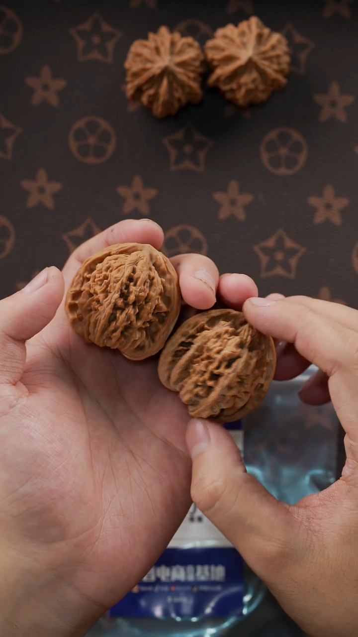 吊坠文玩核桃恒*盛111