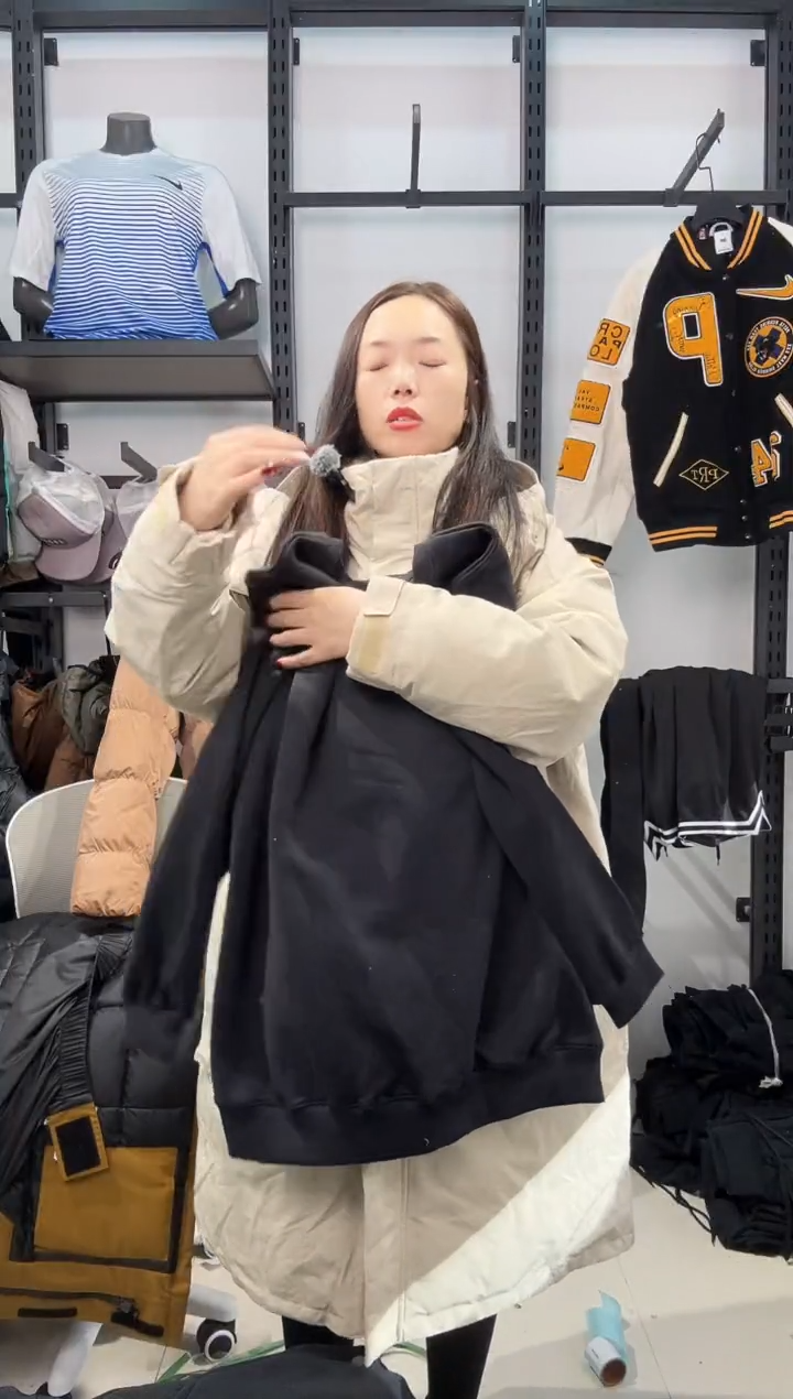 2000闪购编码 Nike/Jordan运动卫衣裤以直播间过款为准 尺码·175j