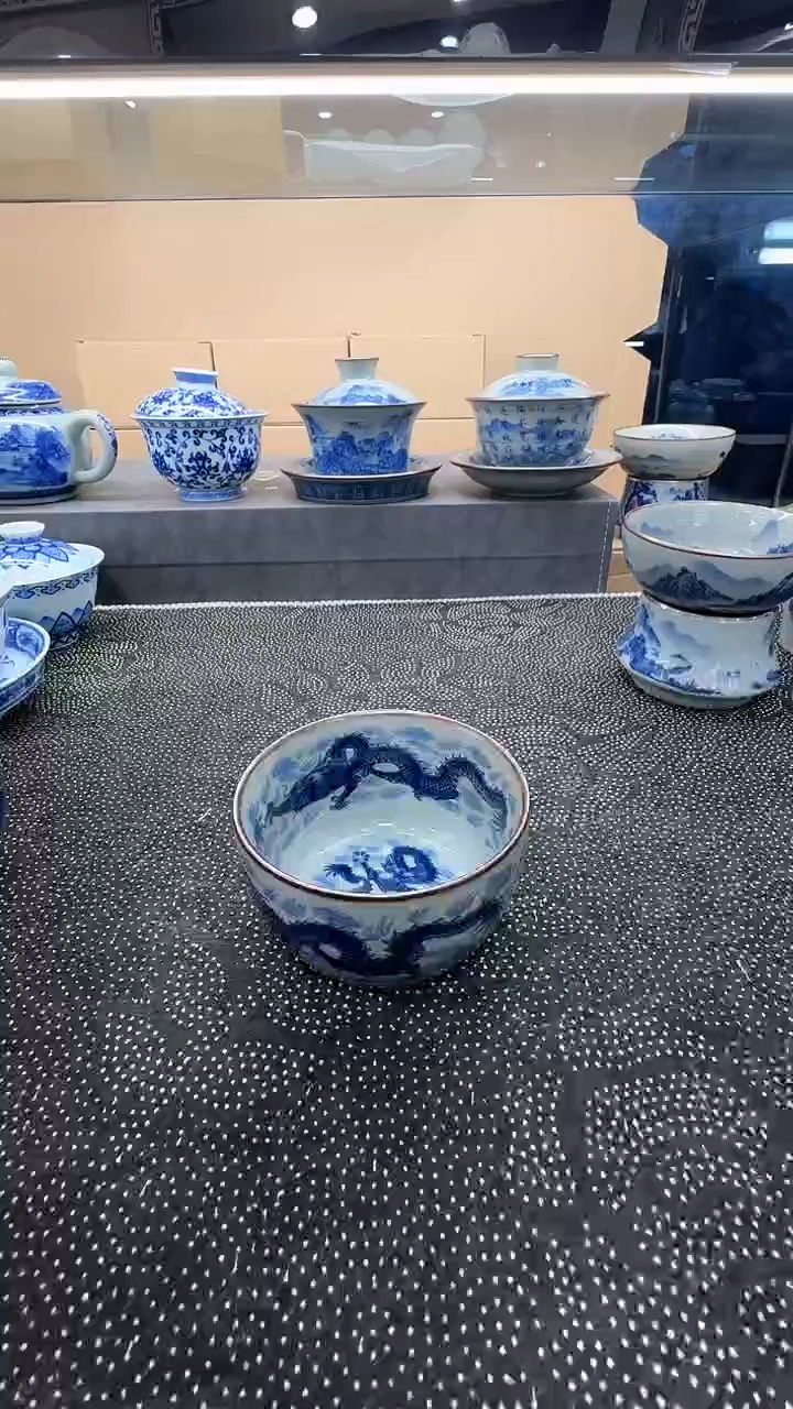 【闪购商品】景德镇高温烧制而成简约