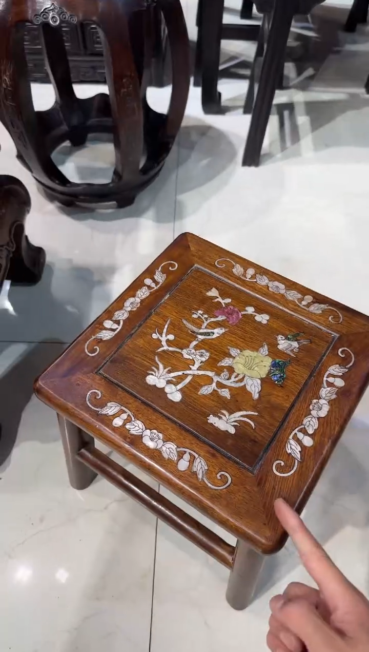 木木头款黄花梨花鸟富贵凳328