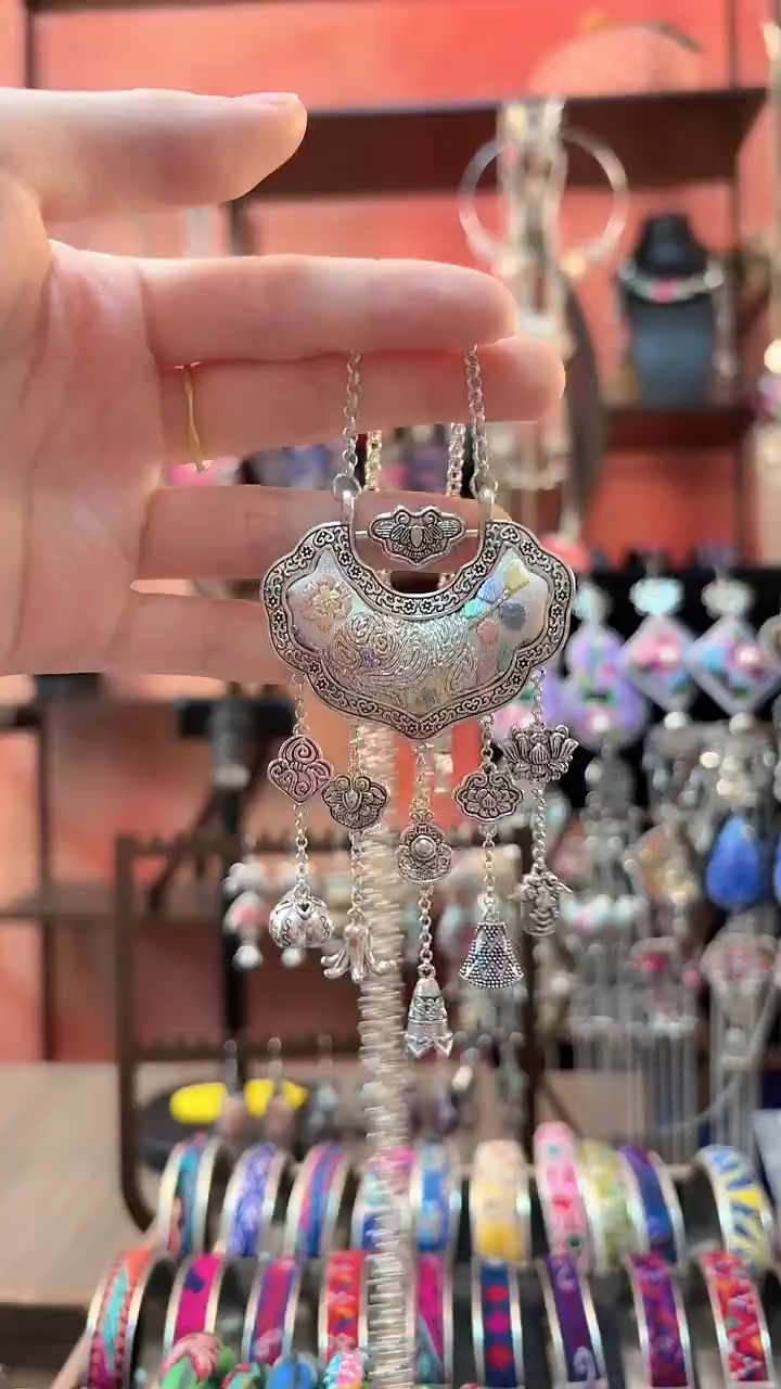 织绣 云织谣民族风精美饰品   119+链子