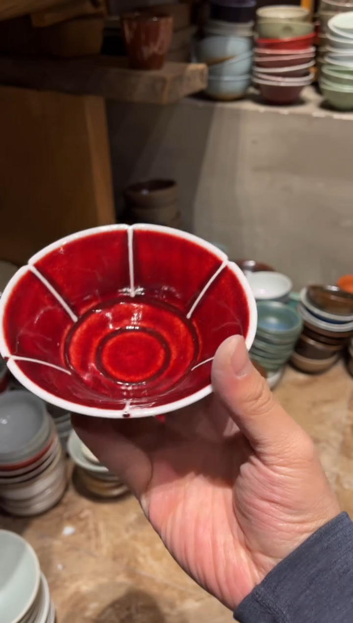 【闪购商品】瓷片005 微瑕红花瓣小碗1个