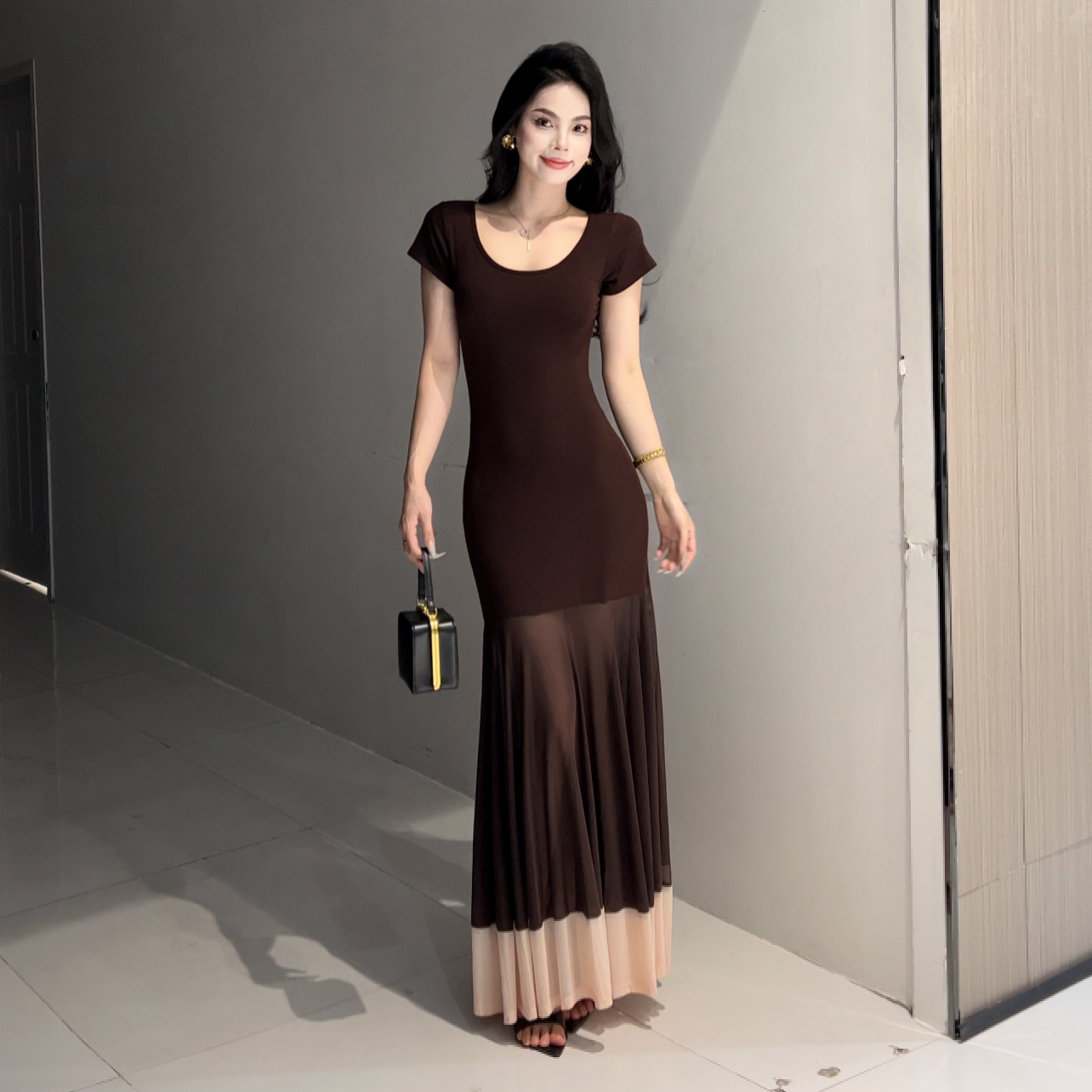 夏季套头通勤风拼接法式连衣裙气质包臀修身服装