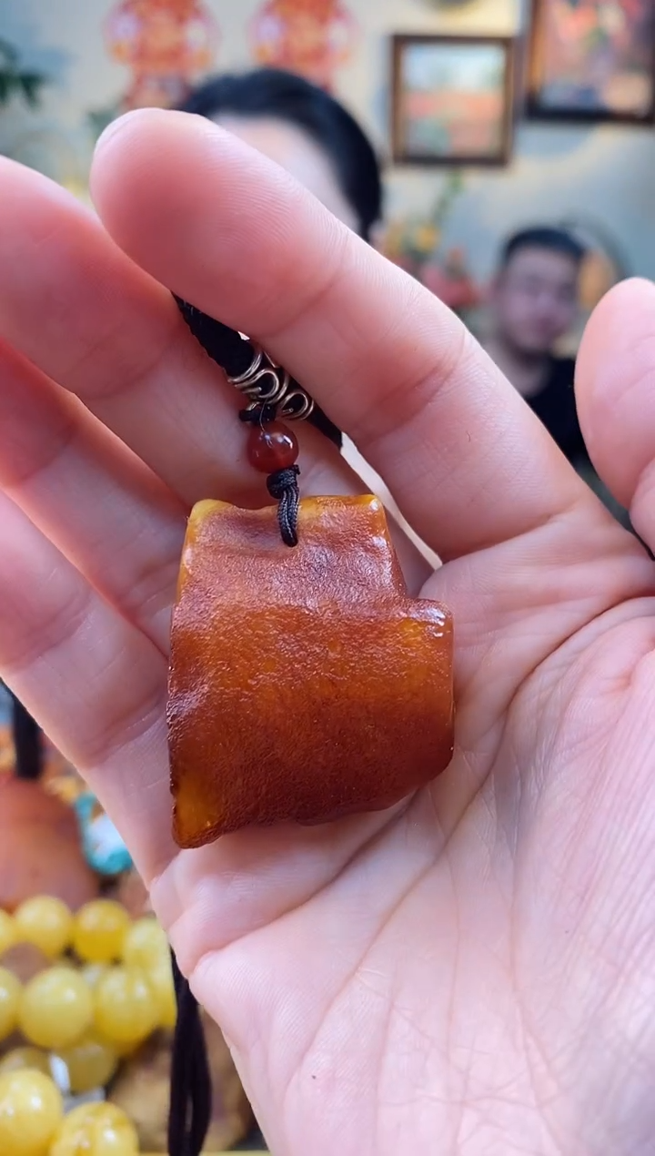 【闪购商品】琥珀颈饰未镶嵌吊坠