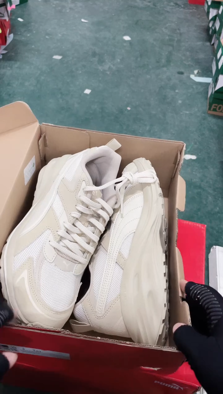 彪马时尚休闲运动鞋38M  GG20