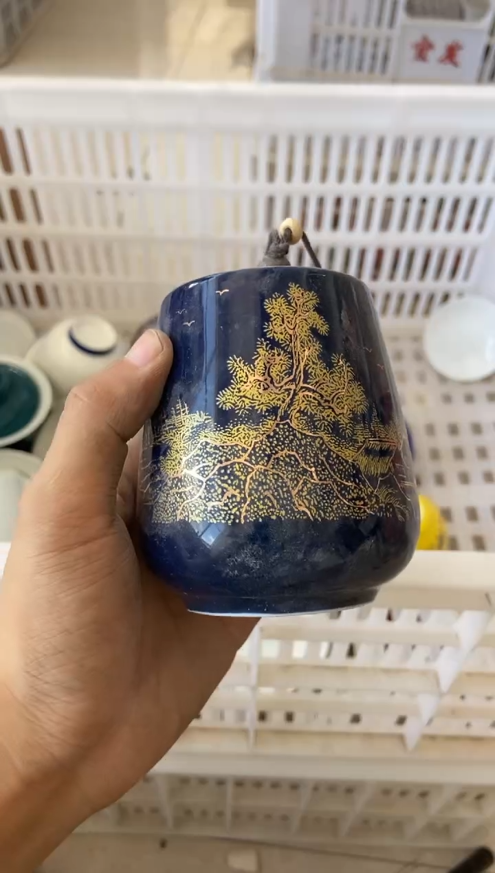 杯摄影的产品有使用过的痕迹有点脏介意勿拍