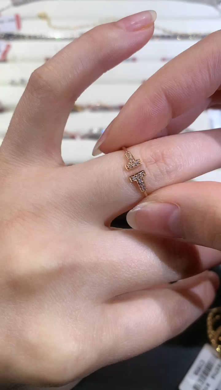 【闪购商品】钻石戒指18K金镶嵌Z233|1180