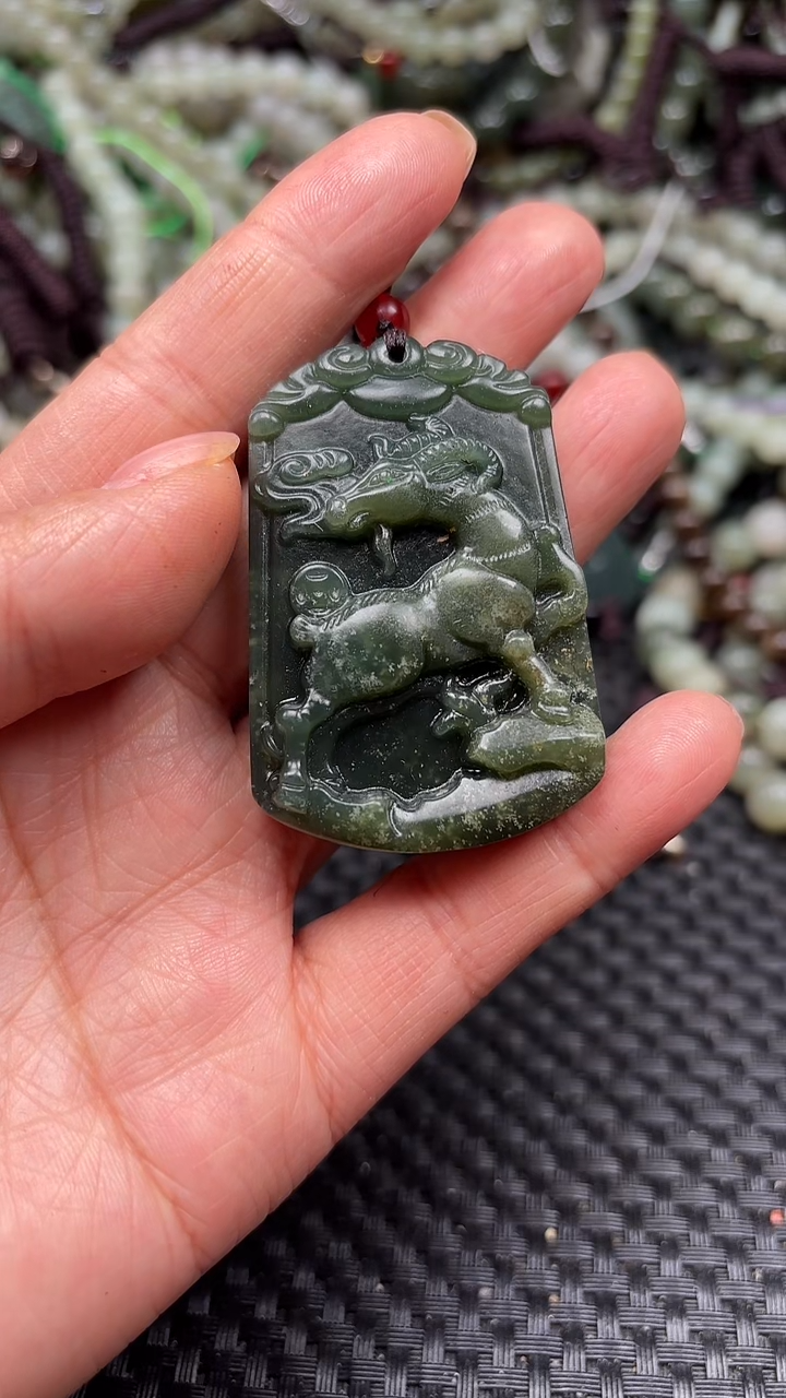 【闪购商品】和田玉颈饰未镶嵌1