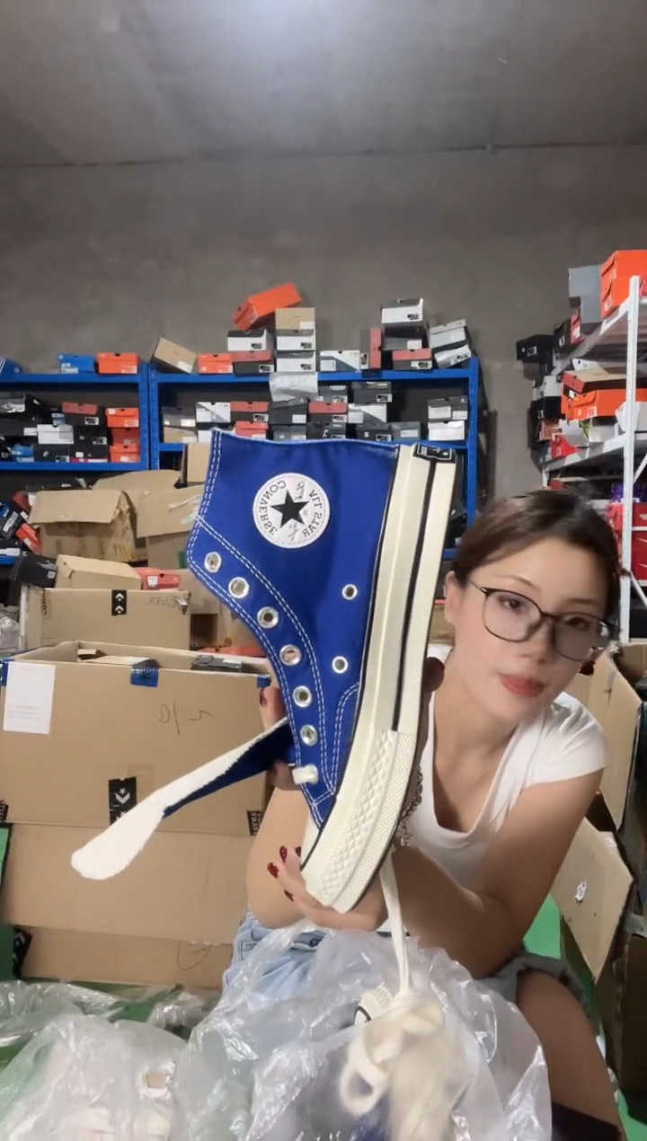 匡威全新无暇无鞋盒学院蓝高帮168509C-36.5