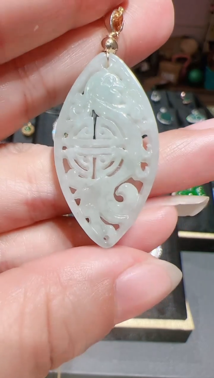 【闪购商品】翡翠颈饰未镶嵌202522006