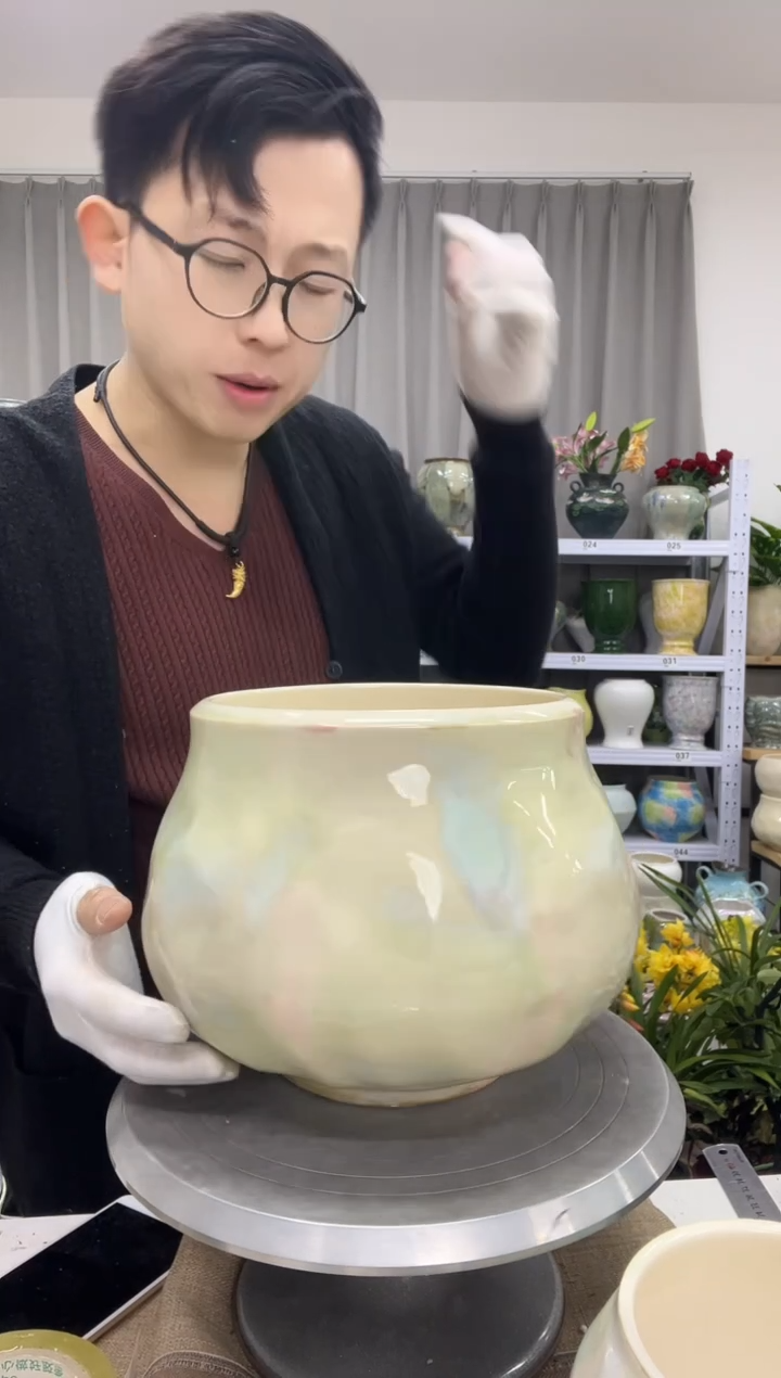 【12.13】花盆链接 高：20  口：19