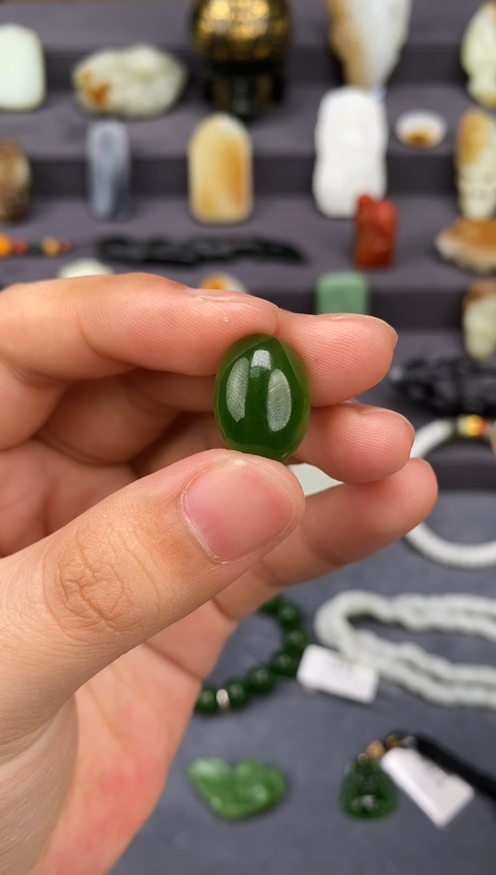 【闪购商品】和田玉-未镶嵌碧玉蛋面