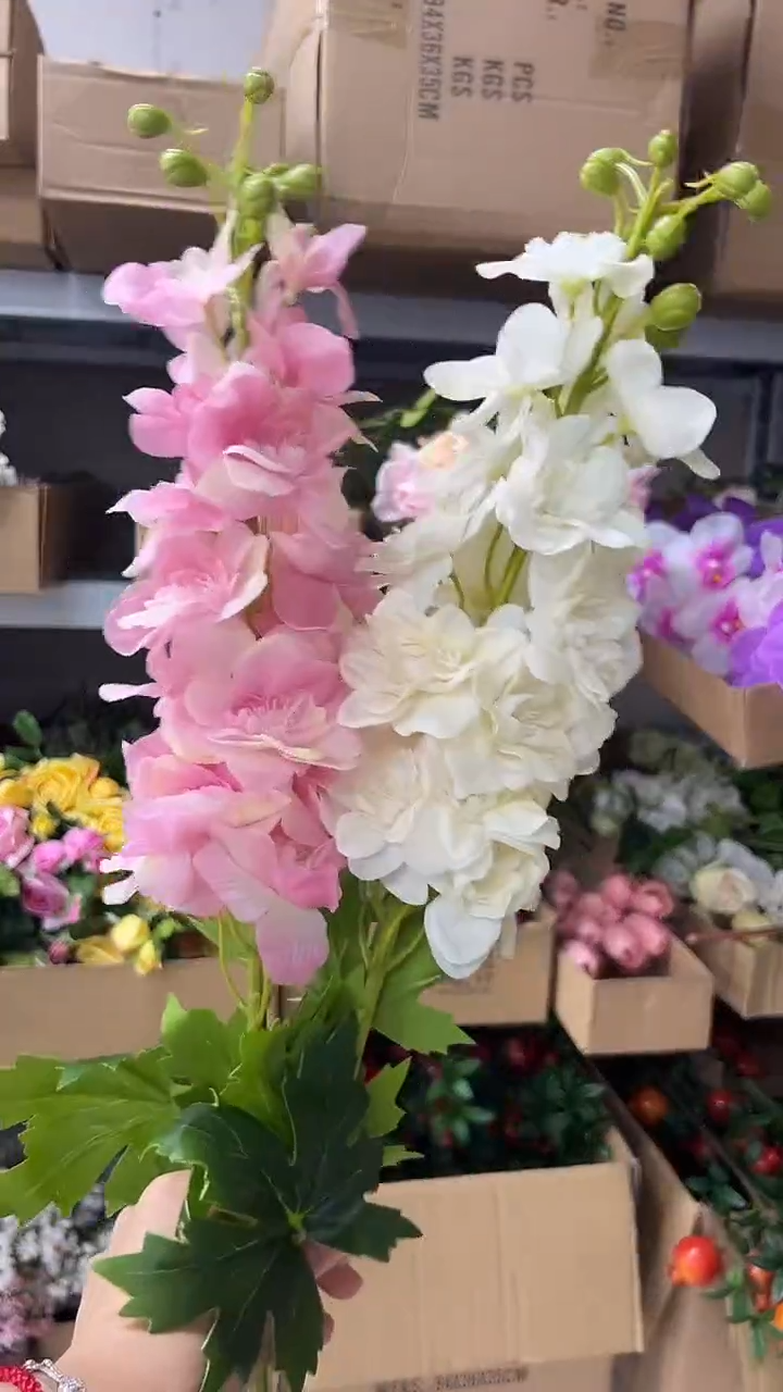 1枝粉1枝白手感保湿飞燕